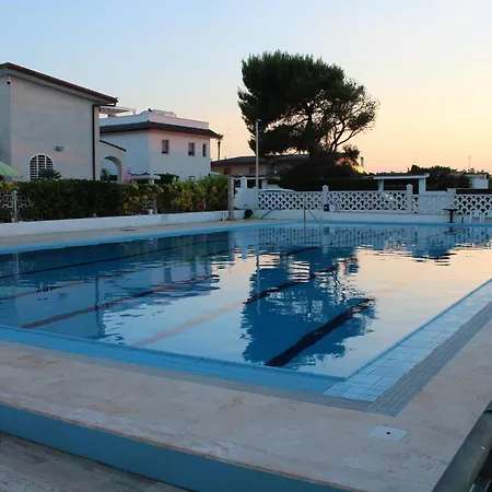 Luca's House Frühstückspension Giovinazzo