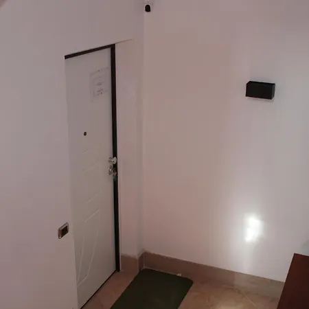 Luca's House לינה וארוחת בוקר ג'ובינאצו