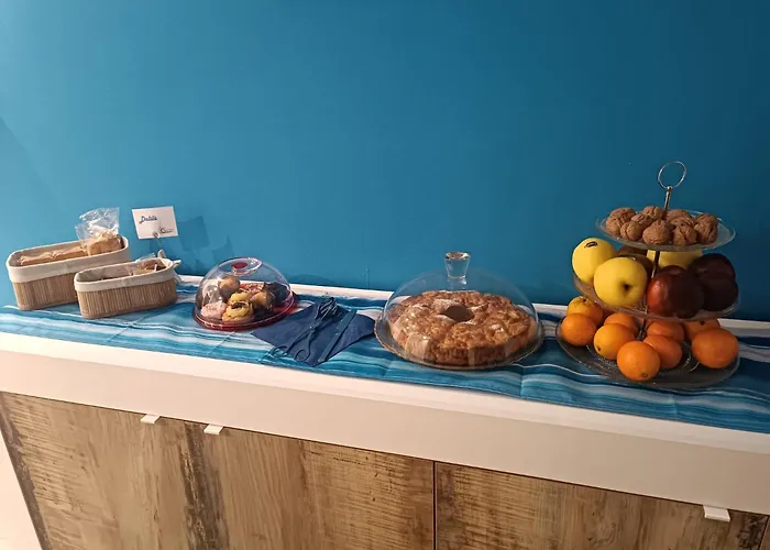 לינה וארוחת בוקר Luca's House