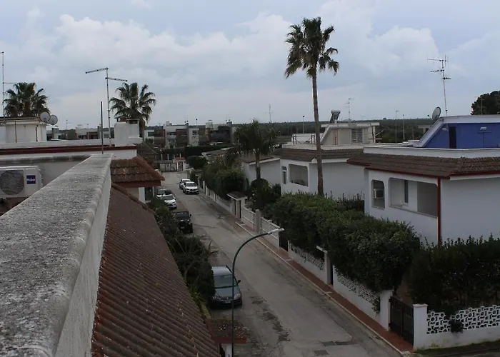 לינה וארוחת בוקר Luca's House